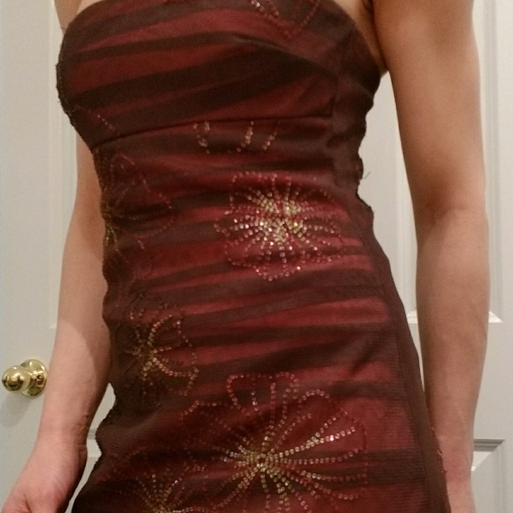 BCBG MAXAZRIA strapless dress sequin detail